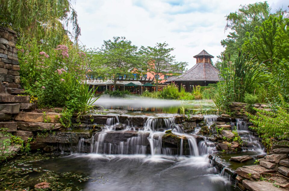 Waterfall @ Garden For Sculptures, Rat's Restaurant in the background.